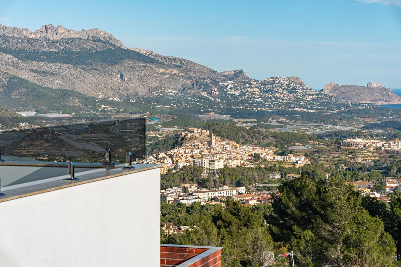 3 bedroom Townhouse for sale in Alicante / Alacant city with pool - € 659,000 (Ref: 9987528)