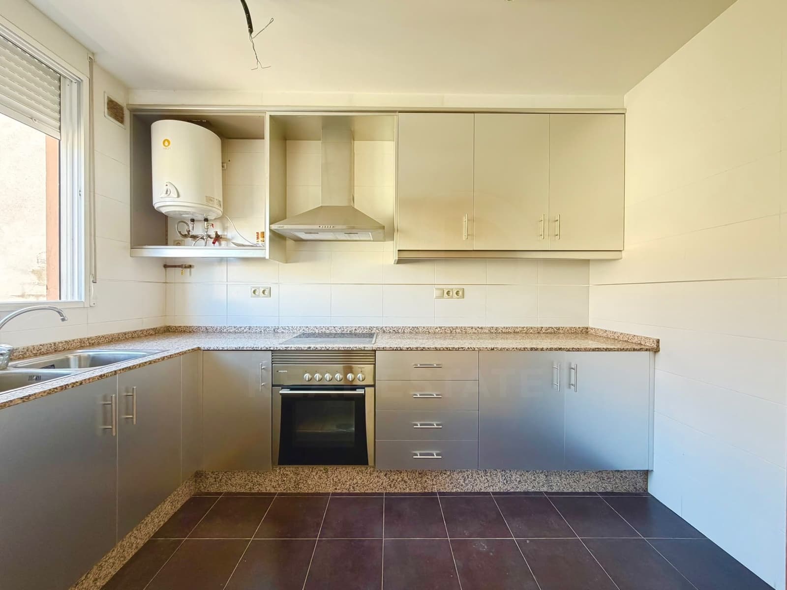 4 bedroom Terraced Villa for sale in Castello de Rugat - € 143,000 (Ref: 9987530)