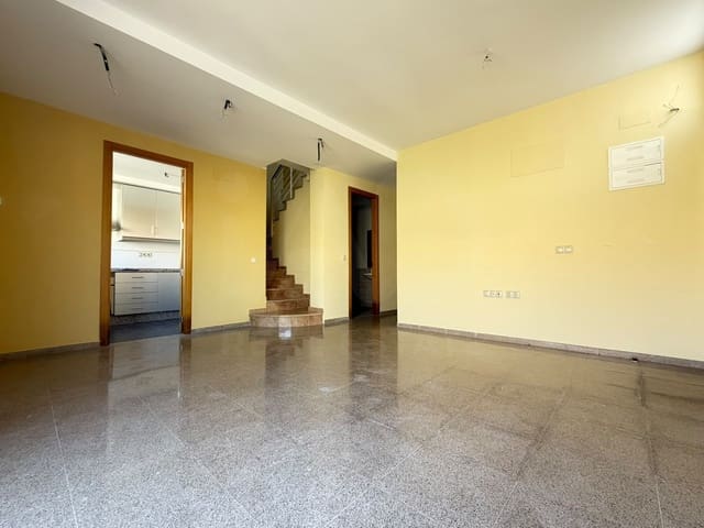 4 bedroom Terraced Villa for sale in Castelló de Rugat - € 143,000 (Ref: 9987530)