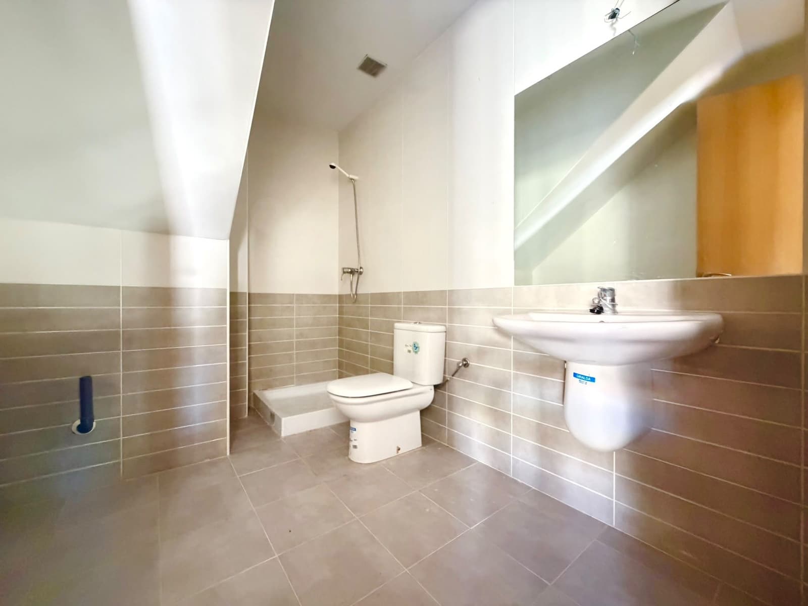 4 bedroom Terraced Villa for sale in Castello de Rugat - € 143,000 (Ref: 9987530)