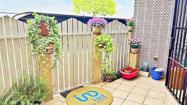 Adosado de 4 habitaciones en San Vicente / Sant Vicent del Raspeig en venta con piscina - 316.000 € (Ref: 9987531)