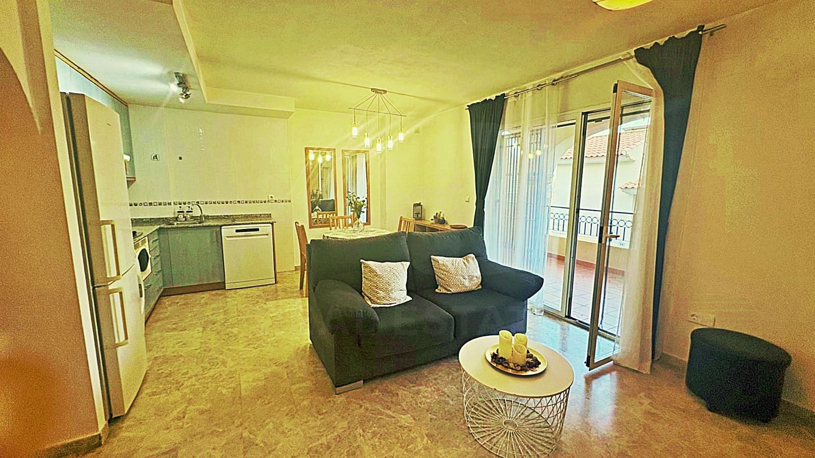 3 sovrum Radhus till salu i Alicante stad med garage - 305 000 € (Ref: 9987532)