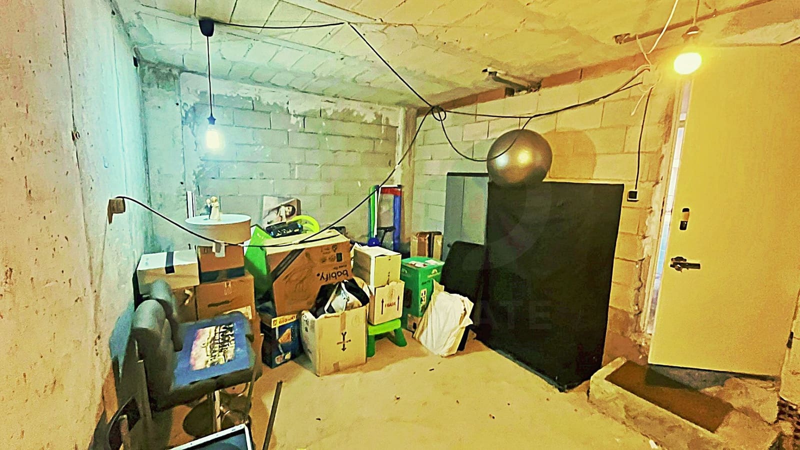 3 sovrum Radhus till salu i Alicante stad med garage - 305 000 € (Ref: 9987532)