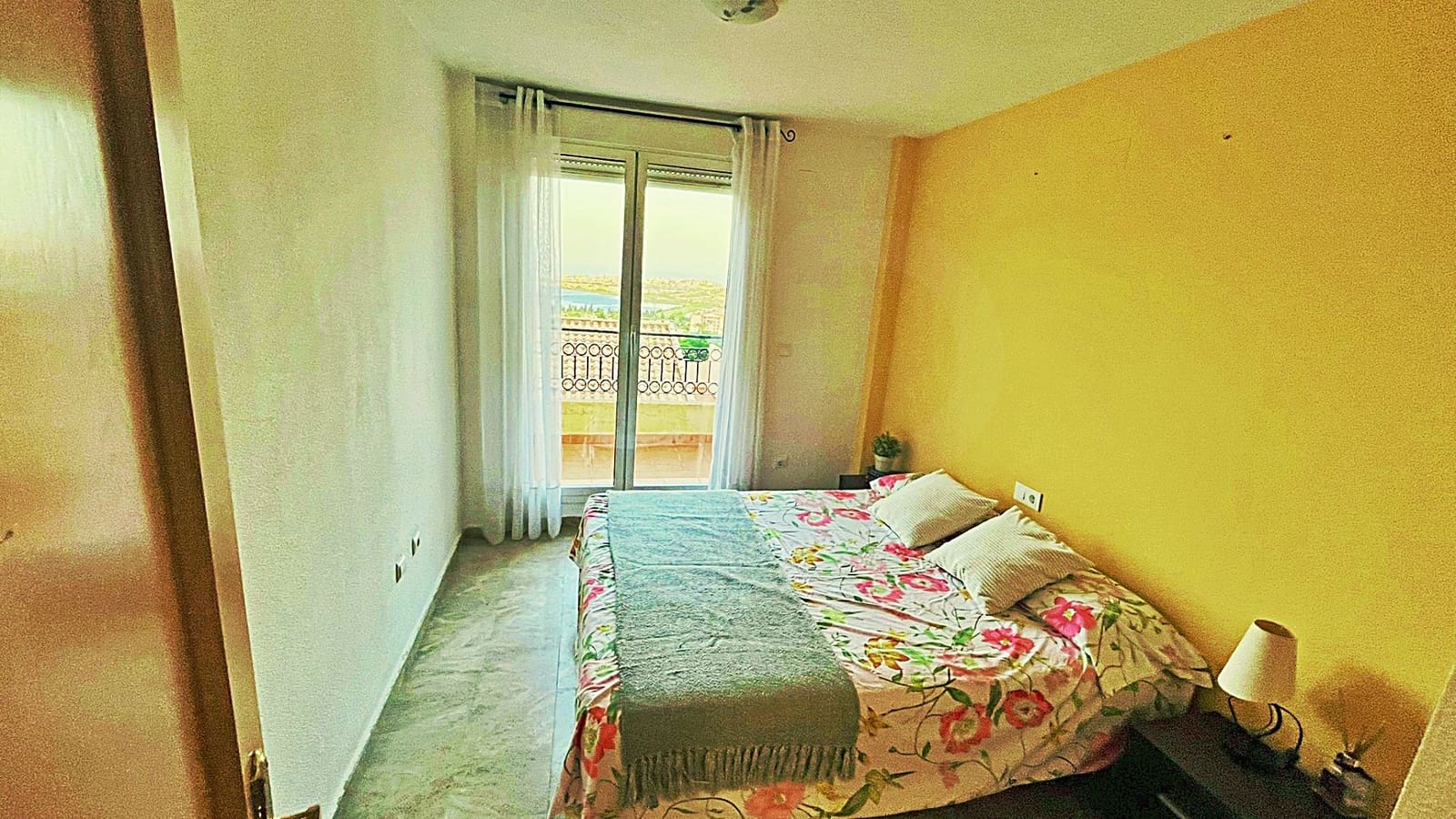 3 sovrum Radhus till salu i Alicante stad med garage - 305 000 € (Ref: 9987532)