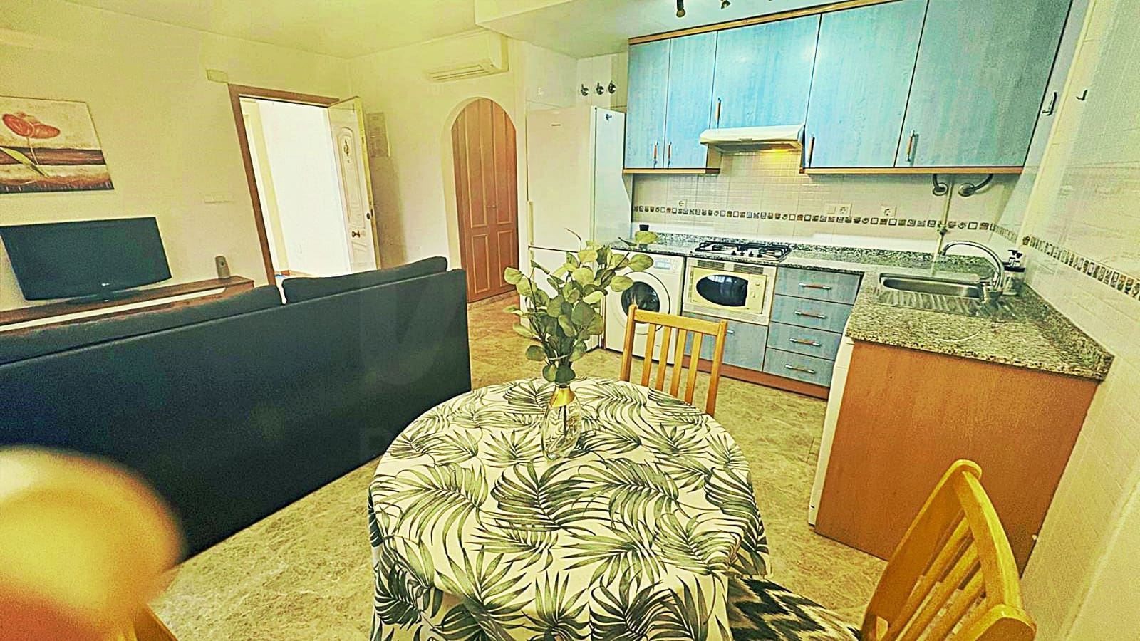 3 sovrum Radhus till salu i Alicante stad med garage - 305 000 € (Ref: 9987532)