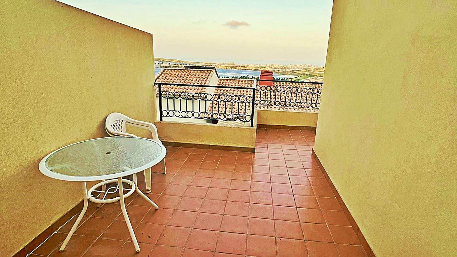 3 bedroom Terraced Villa for sale in Muchamiel / Mutxamel with garage - € 305,000 (Ref: 9987532)