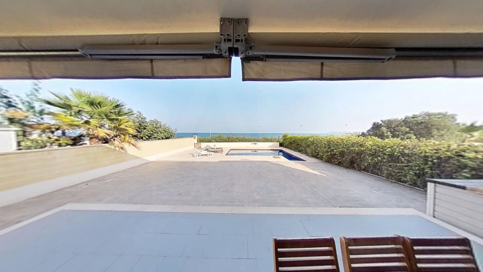 3 soveværelse Byhus til salg i Alicante by med swimmingpool garage - € 599.000 (Ref: 9987540)