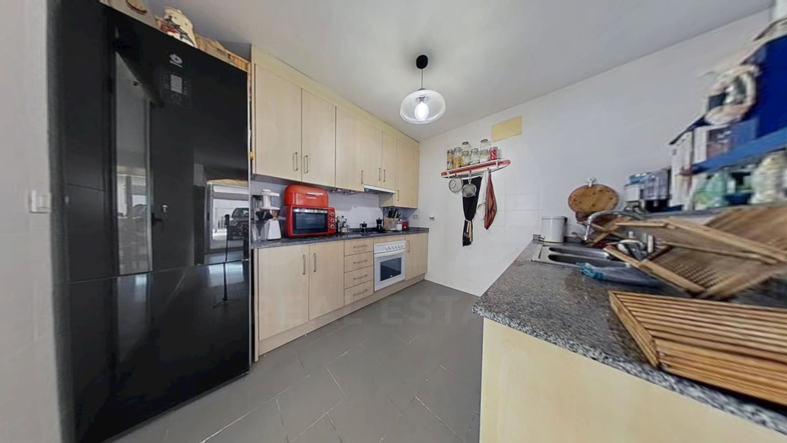 3 soveværelse Byhus til salg i Alicante by med swimmingpool garage - € 599.000 (Ref: 9987540)