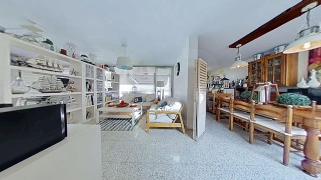 3 slaapkamer Huis te koop in Agua Amarga - Urbanova, Alicante stad met zwembad garage - € 599.000 (Ref: 9987540)