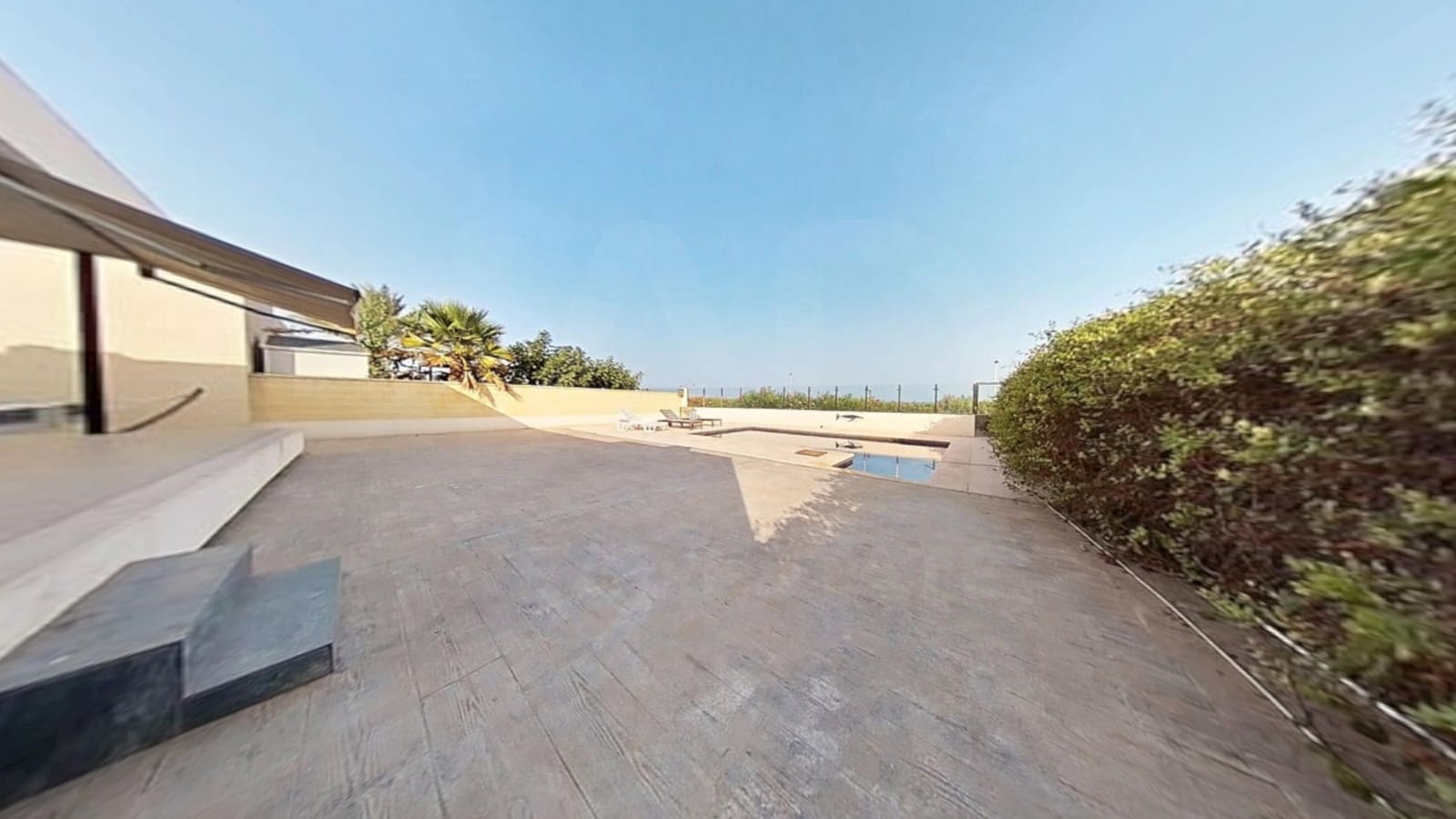 3 soveværelse Byhus til salg i Alicante by med swimmingpool garage - € 599.000 (Ref: 9987540)