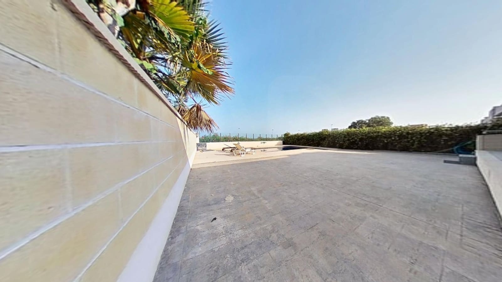 3 soveværelse Byhus til salg i Alicante by med swimmingpool garage - € 599.000 (Ref: 9987540)