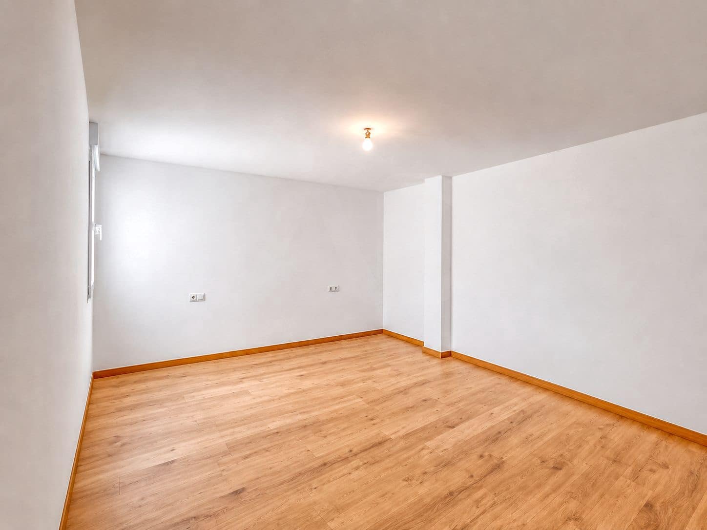 4 sovrum Lägenhet till salu i Alicante stad - 125 000 € (Ref: 9987544)
