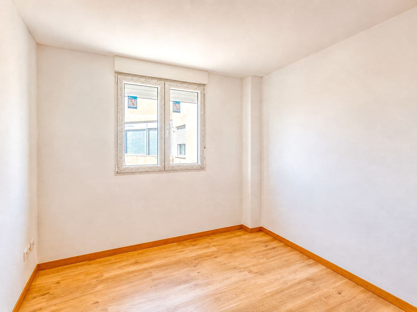 4 sovrum Lägenhet till salu i Alicante stad - 125 000 € (Ref: 9987544)