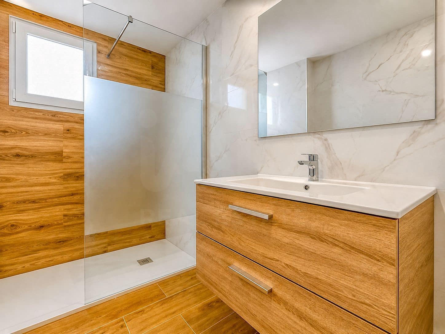4 sovrum Lägenhet till salu i Alicante stad - 125 000 € (Ref: 9987544)