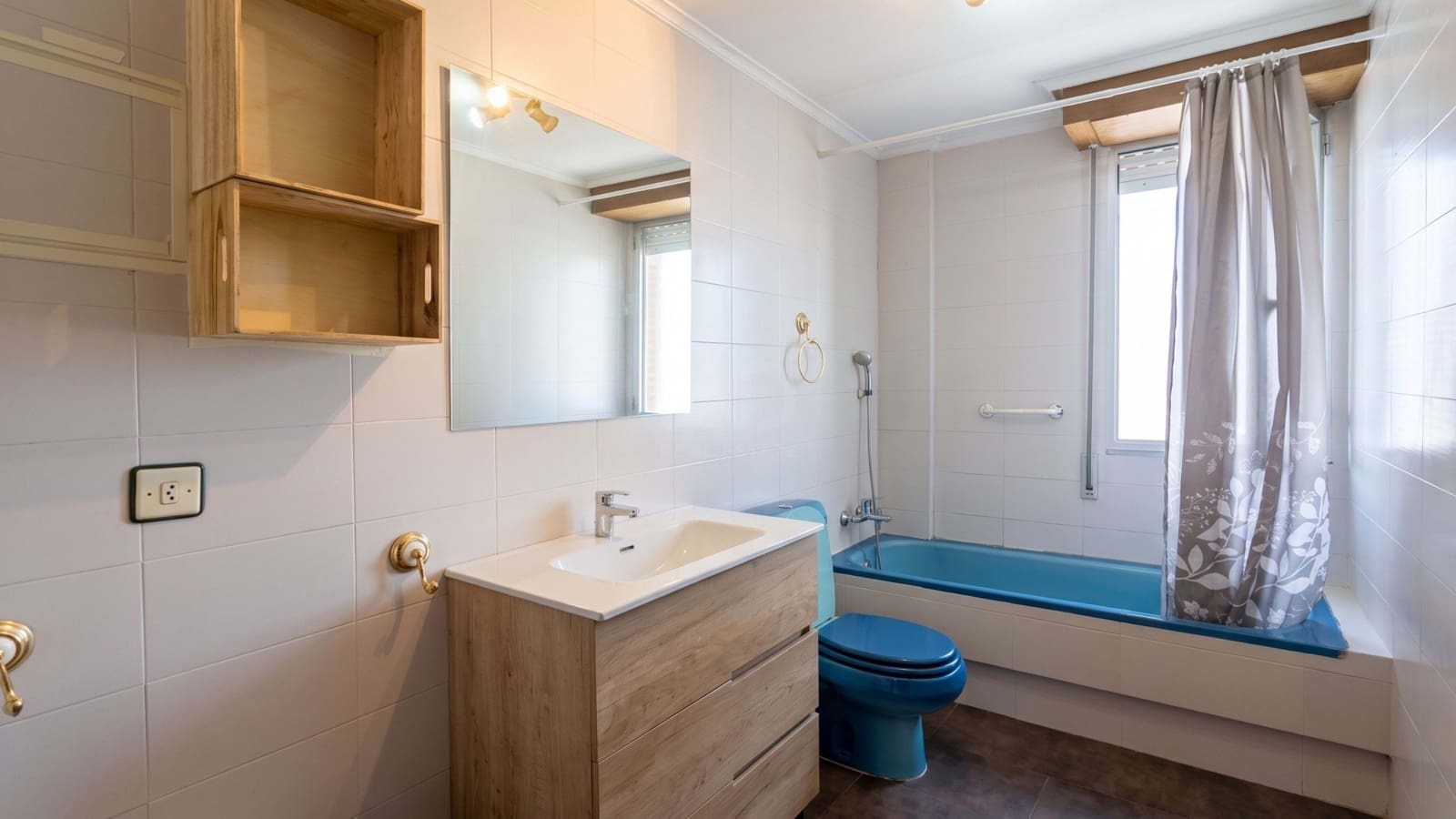 Apartamento de 3 habitaciones en Elvillar en venta - 114.000 € (Ref: 9987546)