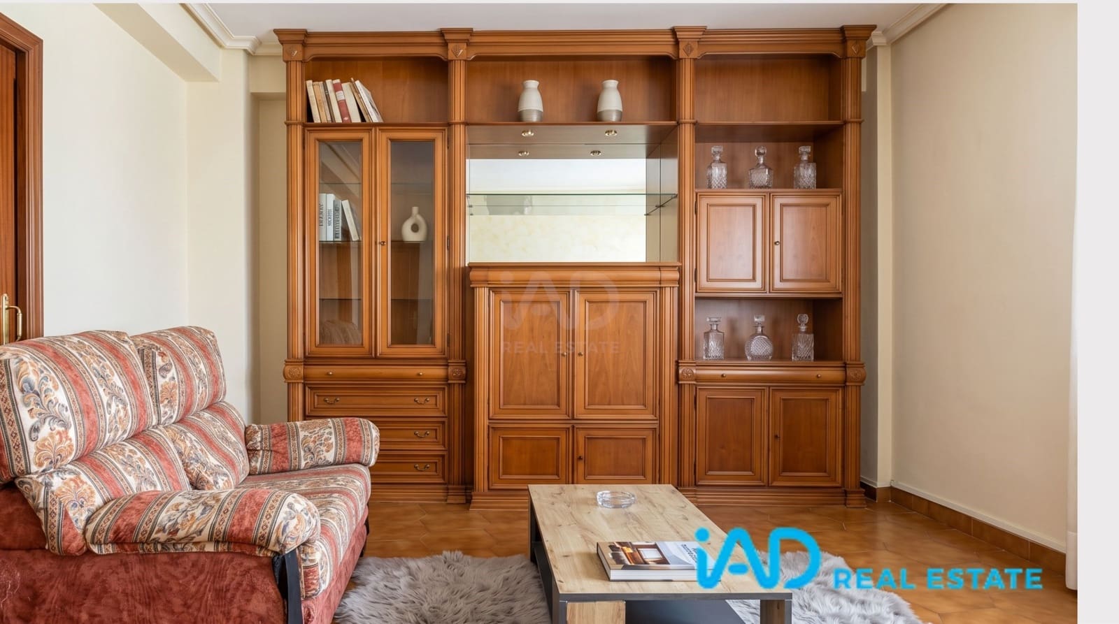 Apartamento de 3 habitaciones en Elvillar en venta - 114.000 € (Ref: 9987546)