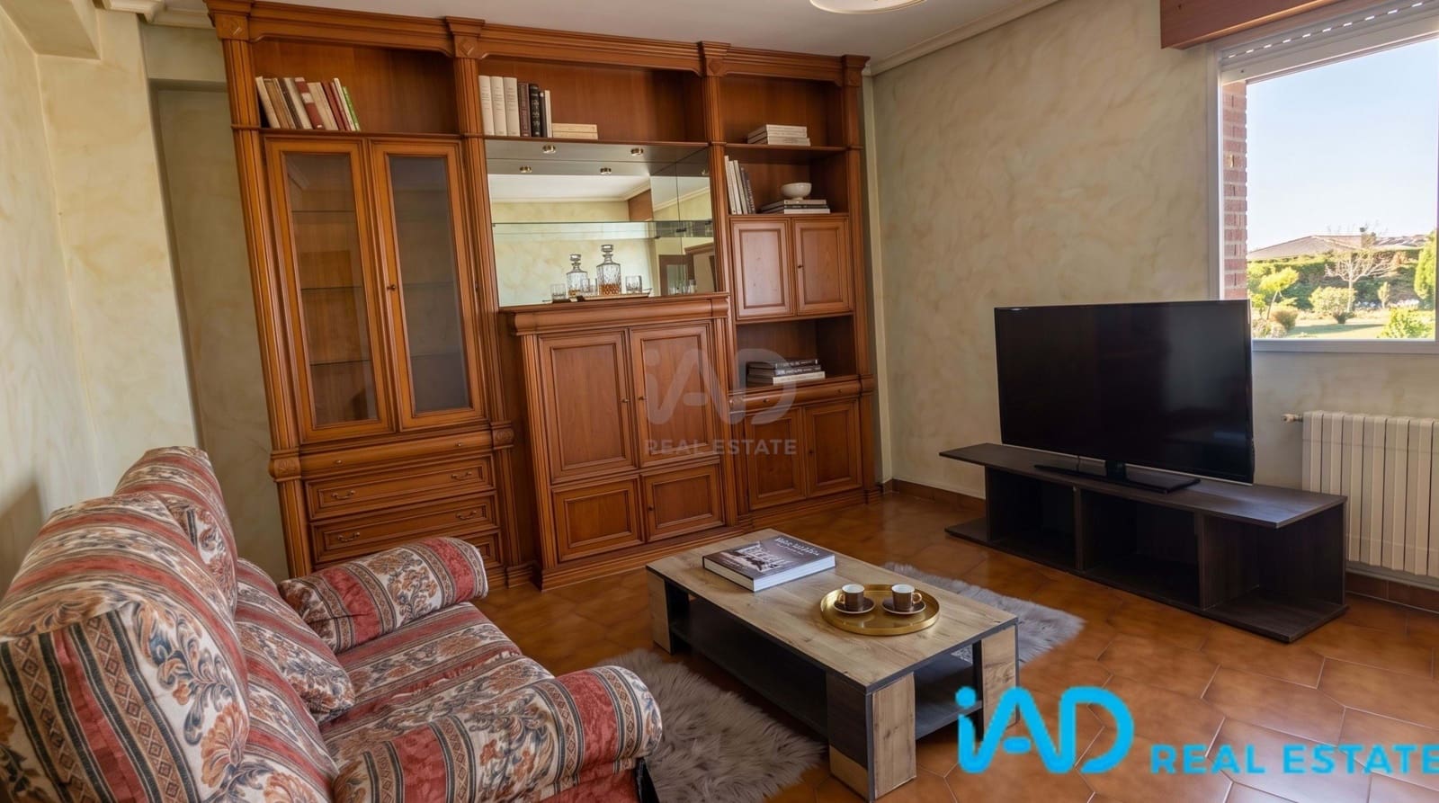 Apartamento de 3 habitaciones en Elvillar en venta - 114.000 € (Ref: 9987546)