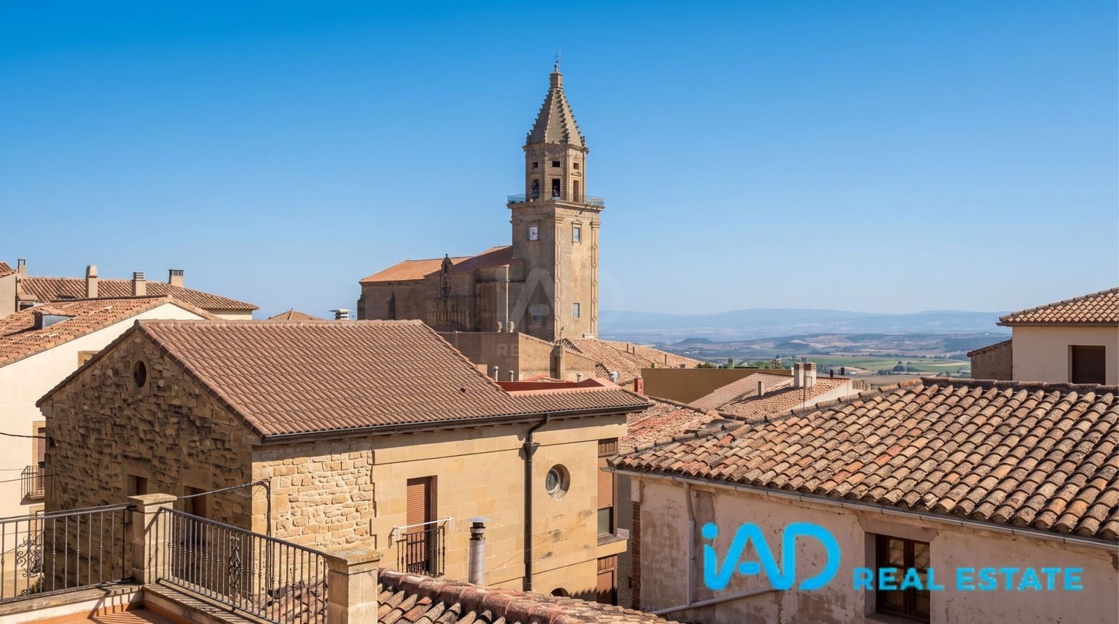 Apartamento de 3 habitaciones en Elvillar en venta - 114.000 € (Ref: 9987546)