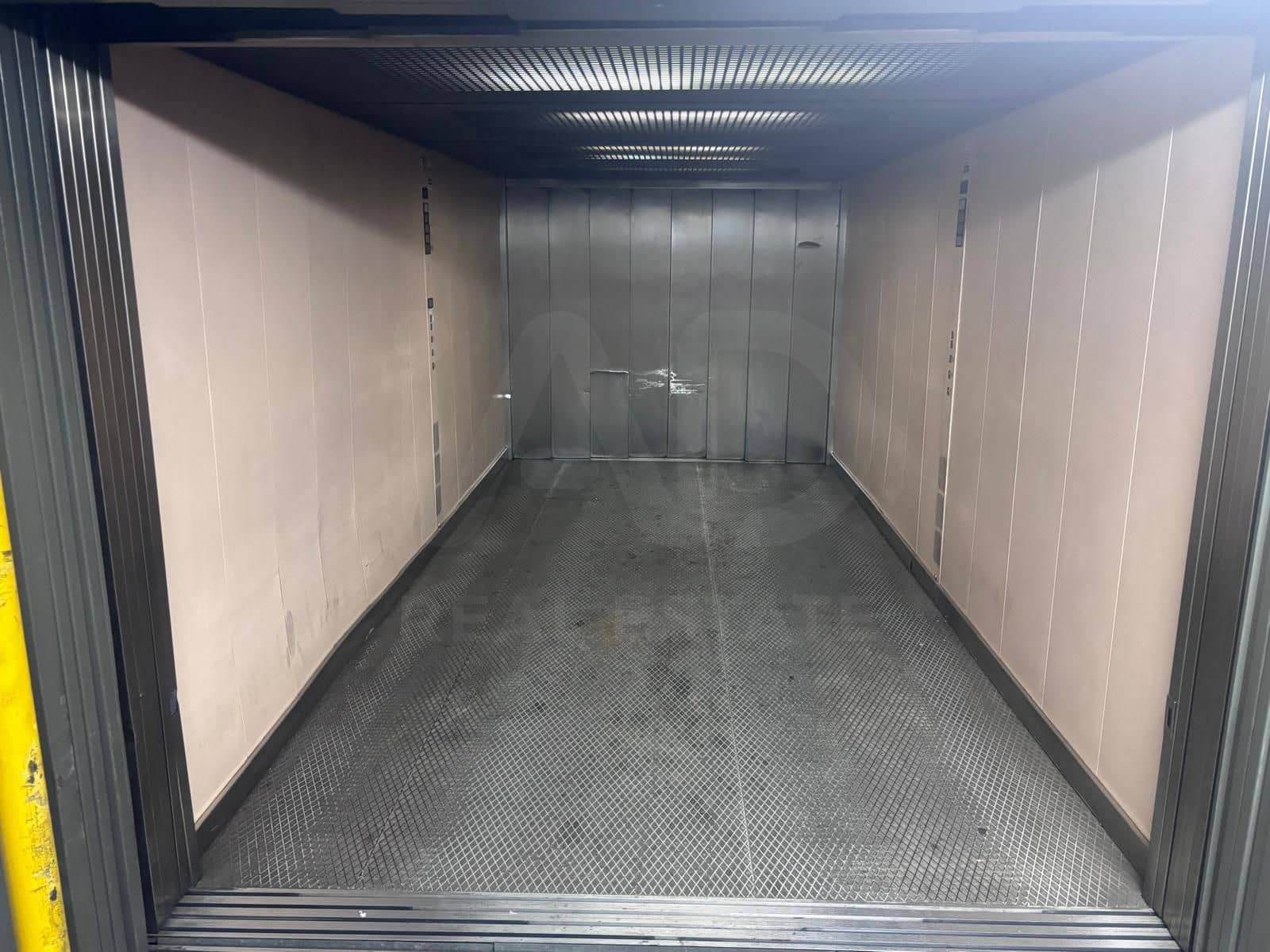 Garage à vendre à Alicante ville - 35 000 € (Ref: 9987547)