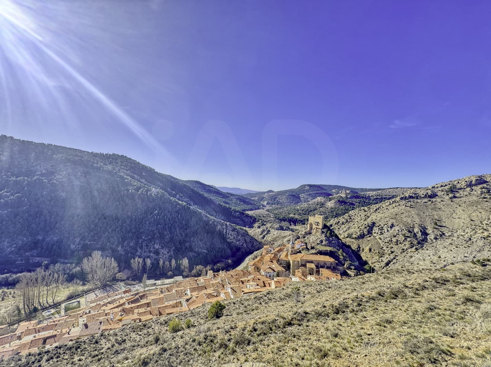Mark till salu i Teruel stad - 33 000 € (Ref: 9987548)
