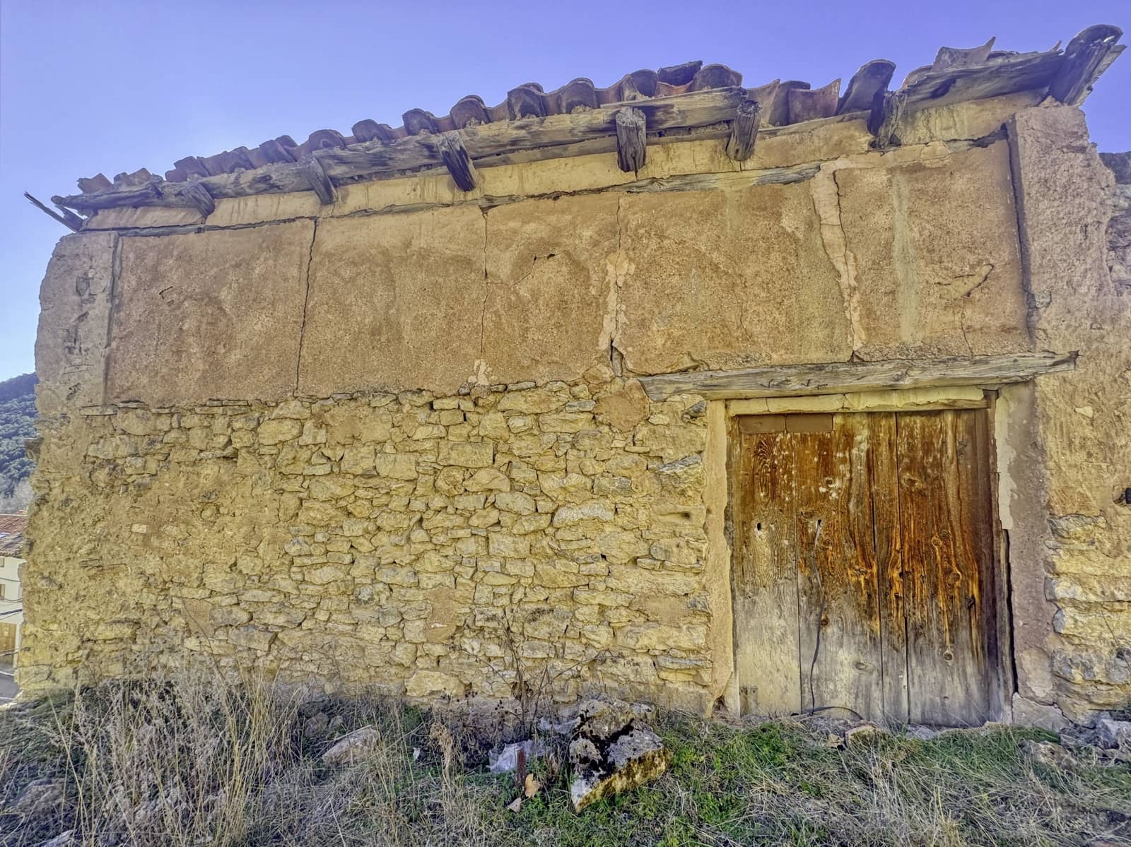 Mark till salu i Teruel stad - 33 000 € (Ref: 9987548)