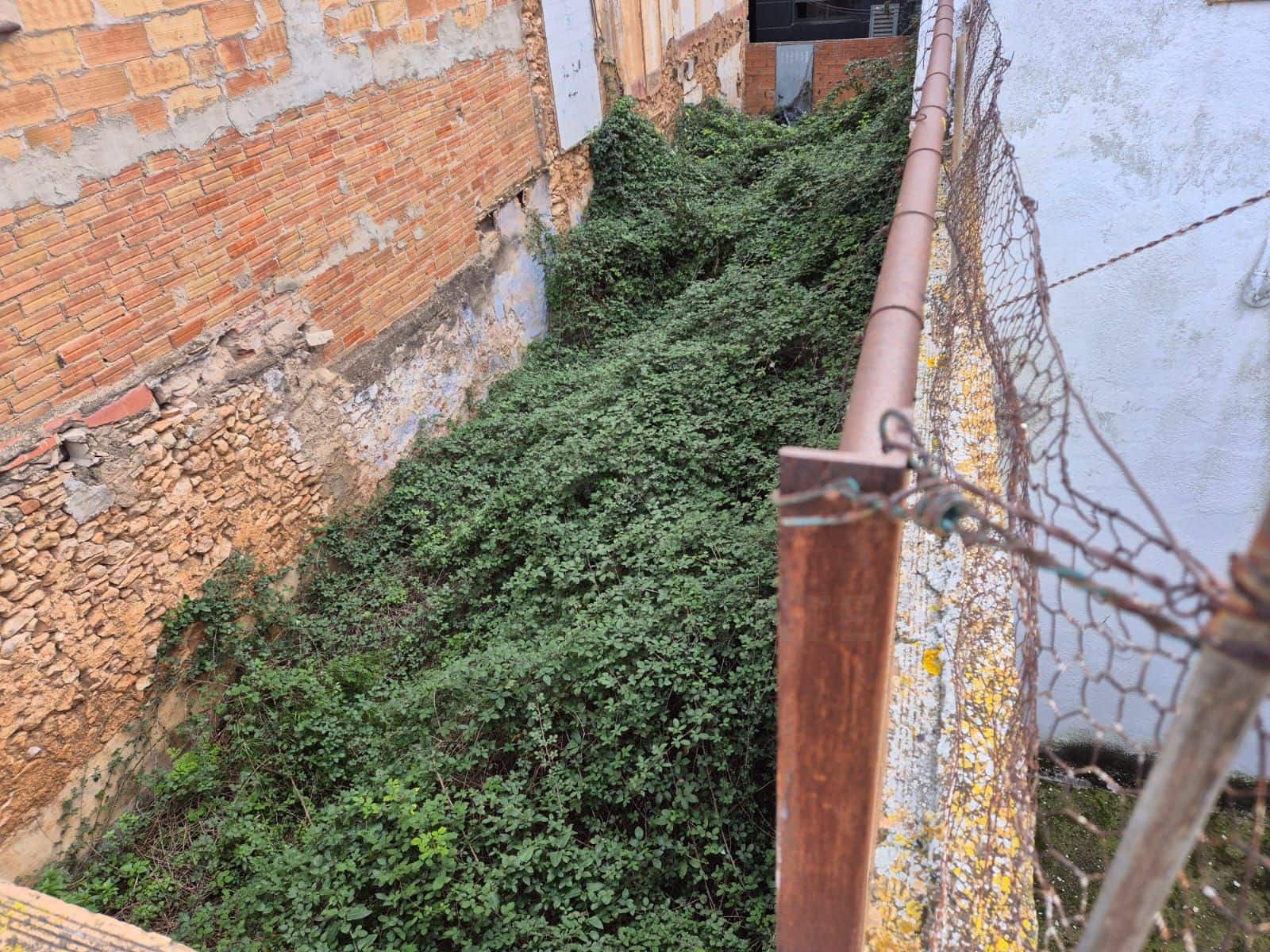 Undeveloped Land for sale in Tarragona city - € 30,000 (Ref: 9987549)