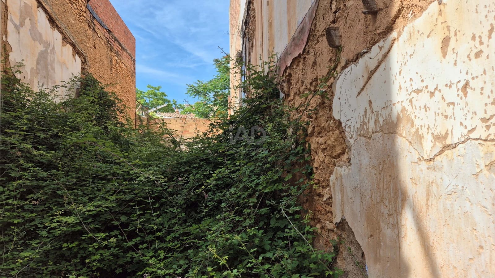 Undeveloped Land for sale in Tarragona city - € 30,000 (Ref: 9987549)