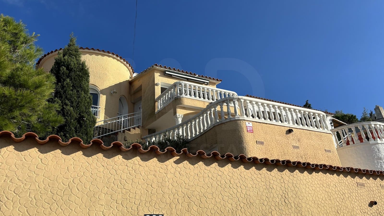 Chalet de 3 habitaciones en Girona ciudad en venta - 532.000 € (Ref: 9987550)
