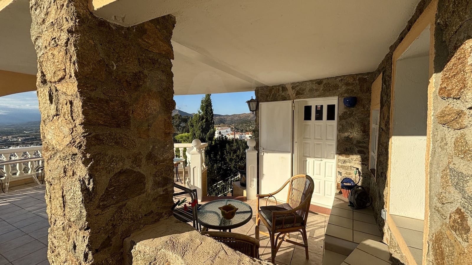 Chalet de 3 habitaciones en Girona ciudad en venta - 532.000 € (Ref: 9987550)