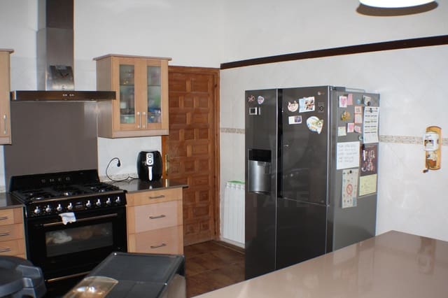 Chalet de 4 habitaciones en Formentera del Segura en venta con piscina garaje - 487.900 € (Ref: 9987551)
