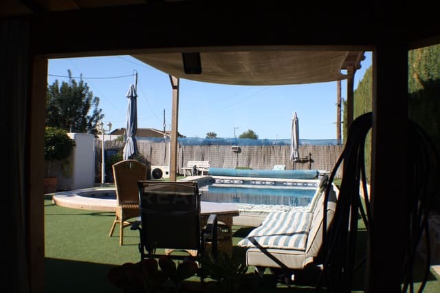 Chalet de 4 habitaciones en Formentera del Segura en venta con piscina garaje - 487.900 € (Ref: 9987551)