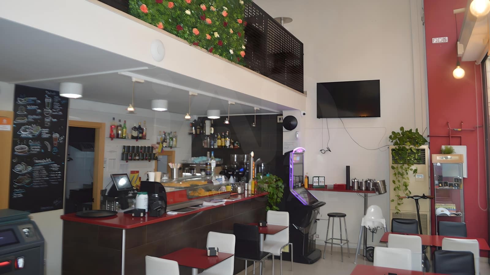 Erhverv til salg i Tarragona by - € 220.000 (Ref: 9987552)