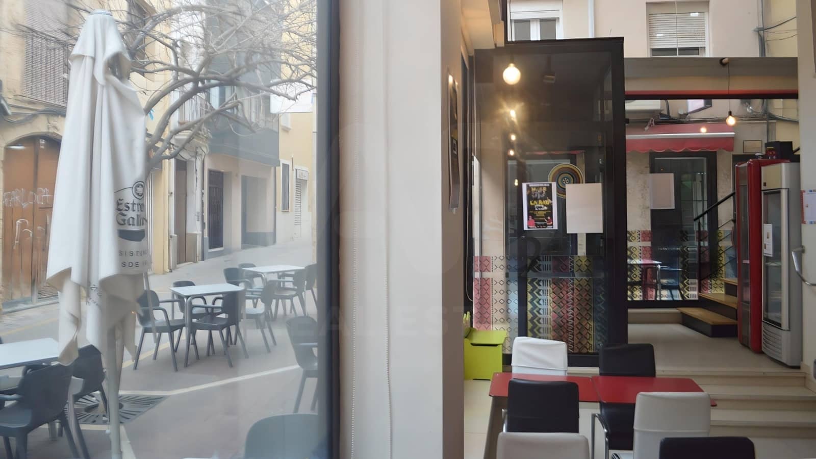 Erhverv til salg i Tarragona by - € 220.000 (Ref: 9987552)