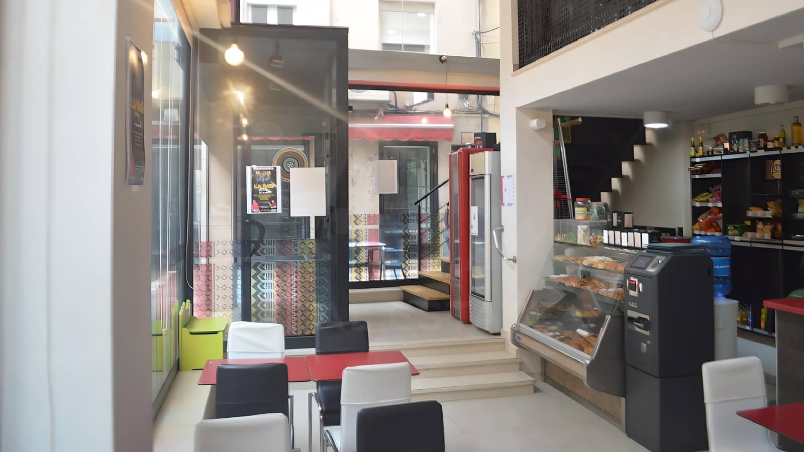 Erhverv til salg i Tarragona by - € 220.000 (Ref: 9987552)