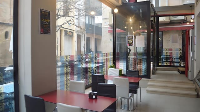 Local Comercial en Tarragona ciudad en venta - 220.000 € (Ref: 9987552)