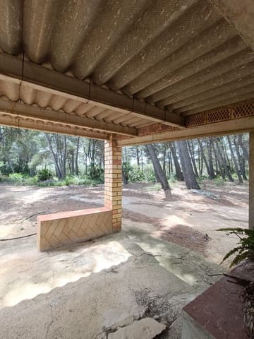 Ubebygd land til salgs i Tarragona by - € 90 000 (Ref: 9987553)