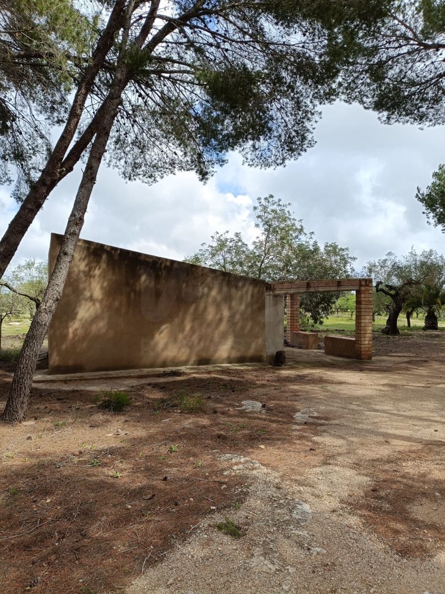 Ubebygd land til salgs i Tarragona by - € 90 000 (Ref: 9987553)