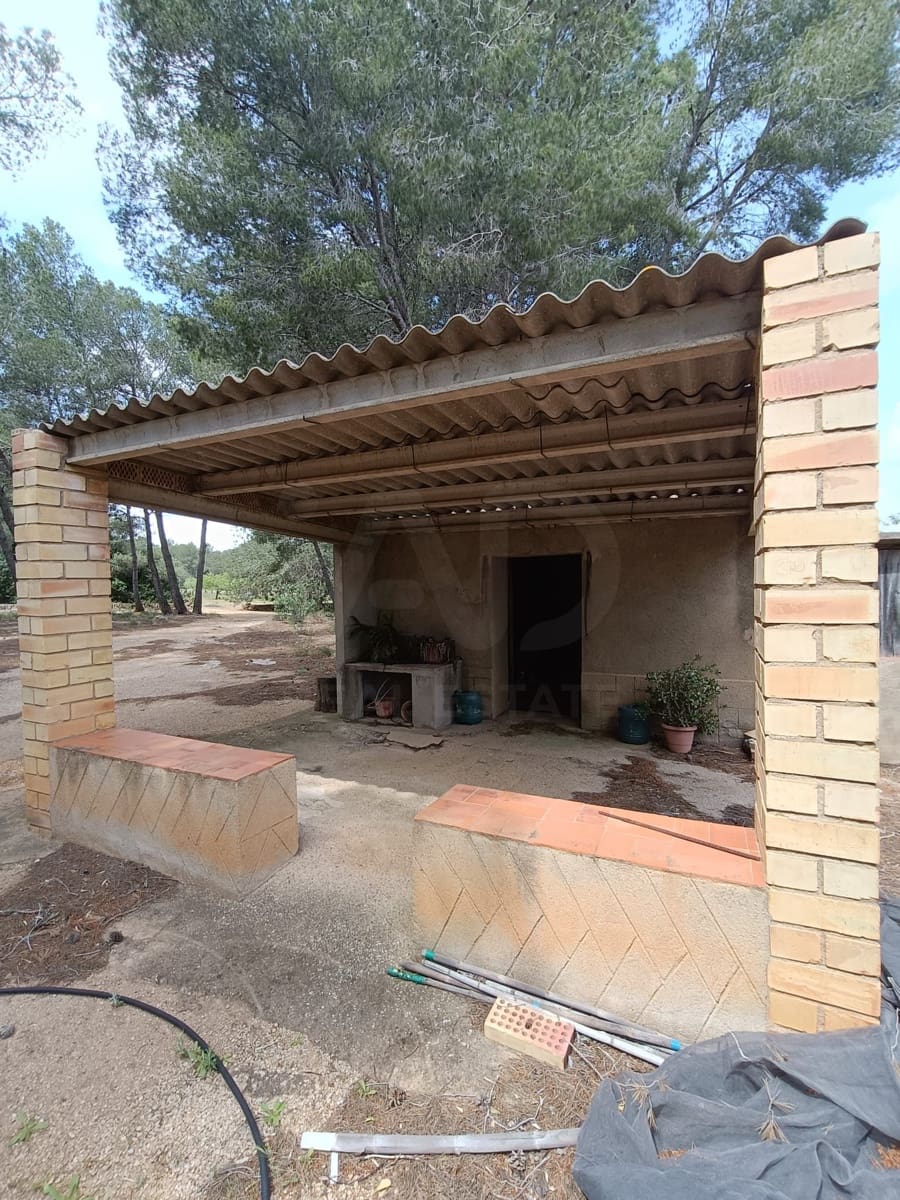 Ubebygd land til salgs i Tarragona by - € 90 000 (Ref: 9987553)