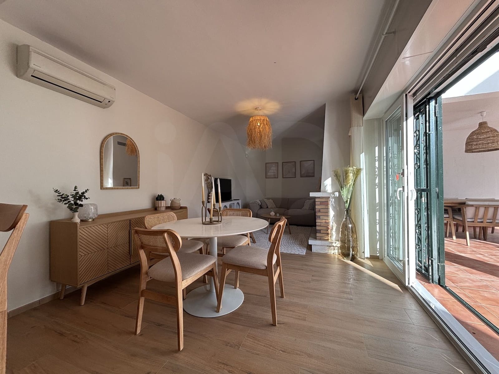 Chalet de 3 habitaciones en Girona ciudad en venta - 735.000 € (Ref: 9987556)