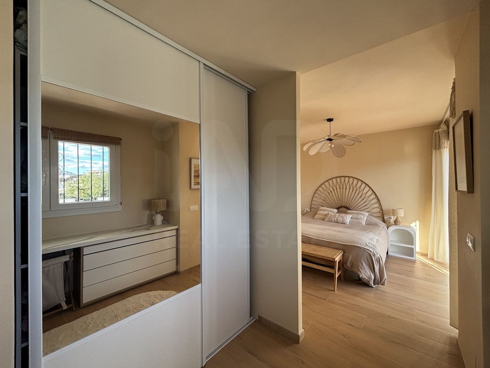 Chalet de 3 habitaciones en Girona ciudad en venta - 735.000 € (Ref: 9987556)
