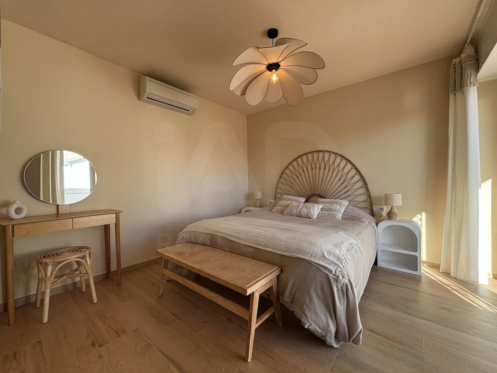 Chalet de 3 habitaciones en Girona ciudad en venta - 735.000 € (Ref: 9987556)