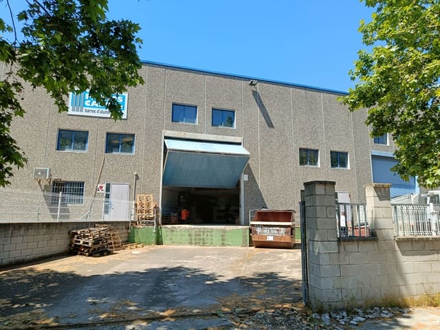 Gewerbe zu verkaufen in Barcelona Stadt mit Garage - 444.000 € (Ref: 9987557)
