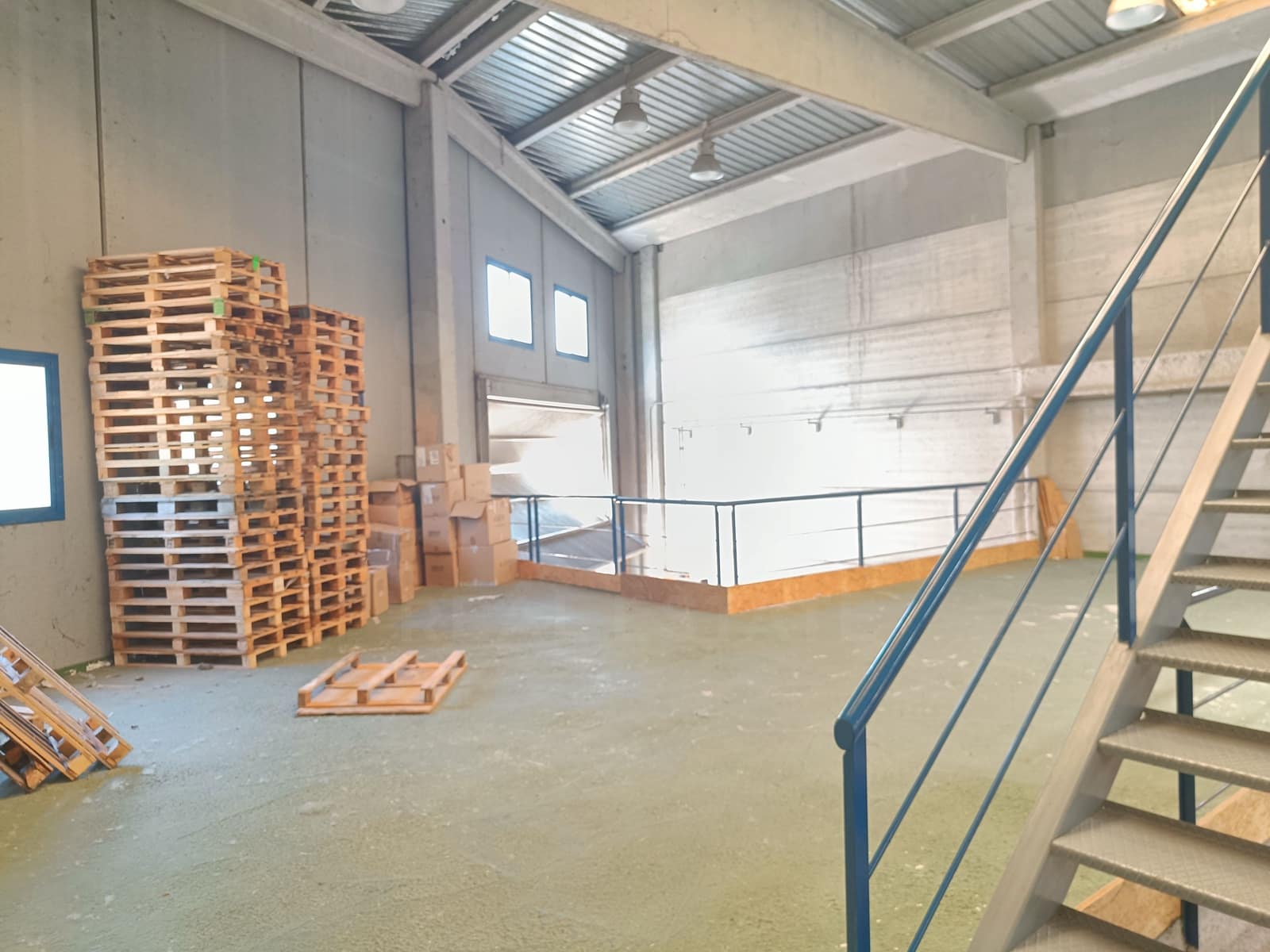 Gewerbe zu verkaufen in Barcelona Stadt mit Garage - 444.000 € (Ref: 9987557)