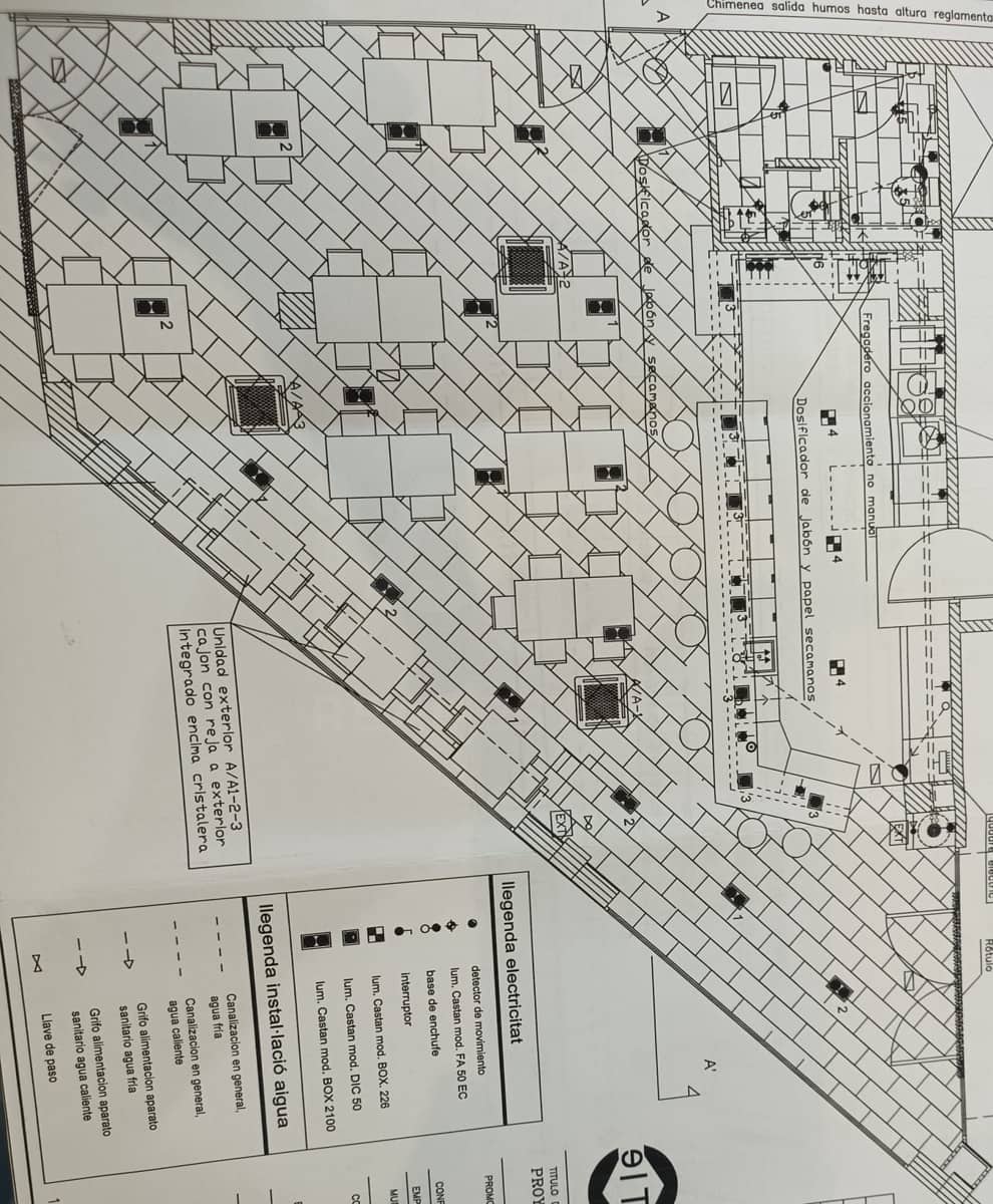 Gewerbe zu vermieten in Barcelona Stadt - 746 € (Ref: 9987559)