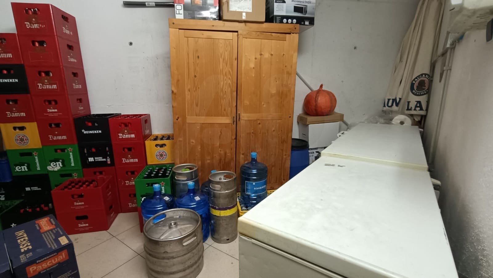 Gewerbe zu vermieten in Barcelona Stadt - 746 € (Ref: 9987559)