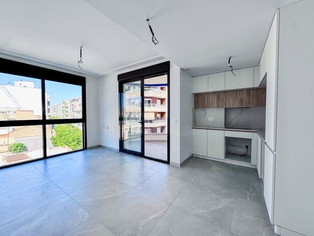 2 soveværelse Lejlighed til salg i Torrevieja med swimmingpool - € 265.000 (Ref: 9987560)