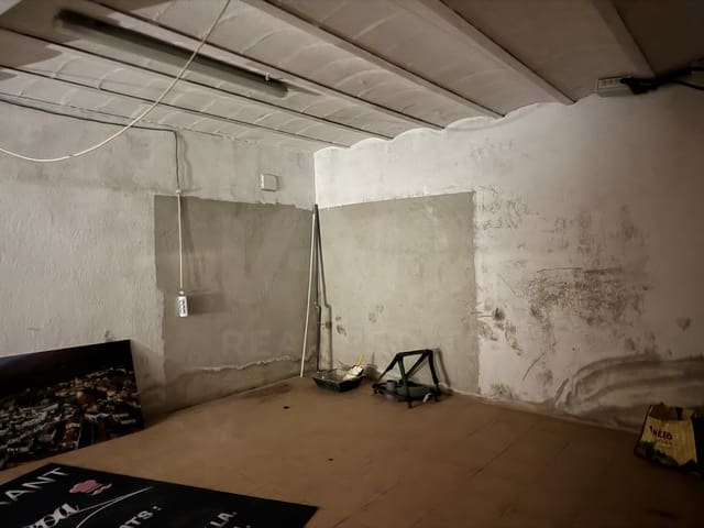 Chalet de 2 habitaciones en Girona ciudad en venta - 270.000 € (Ref: 9987563)