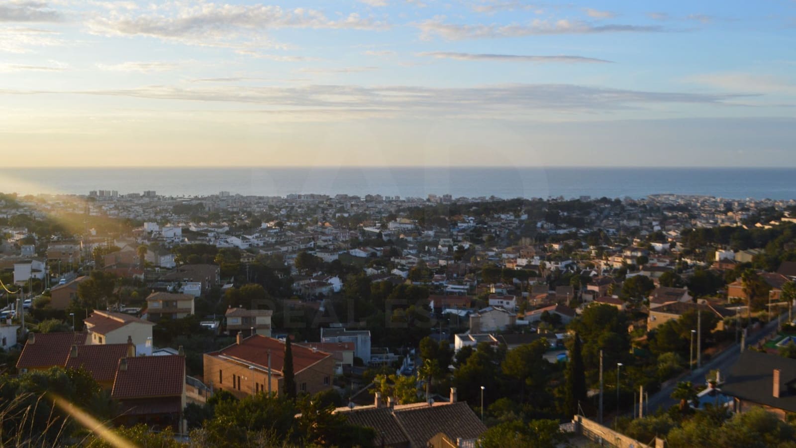 Ubebygd land til salgs i Tarragona by - € 10 000 (Ref: 9987566)