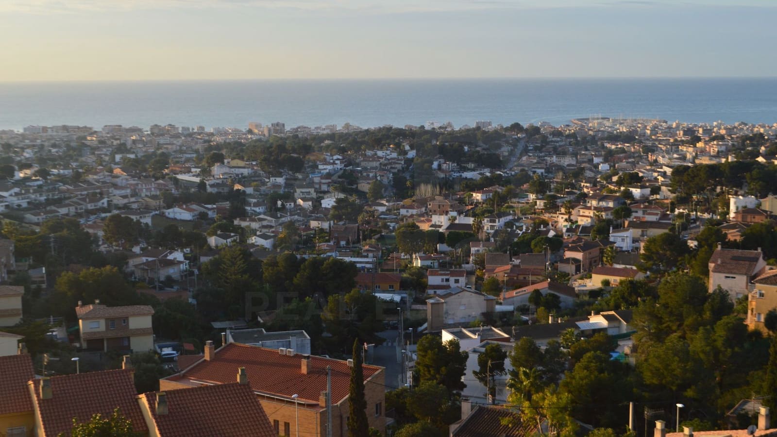 Ubebygd land til salgs i Tarragona by - € 10 000 (Ref: 9987566)