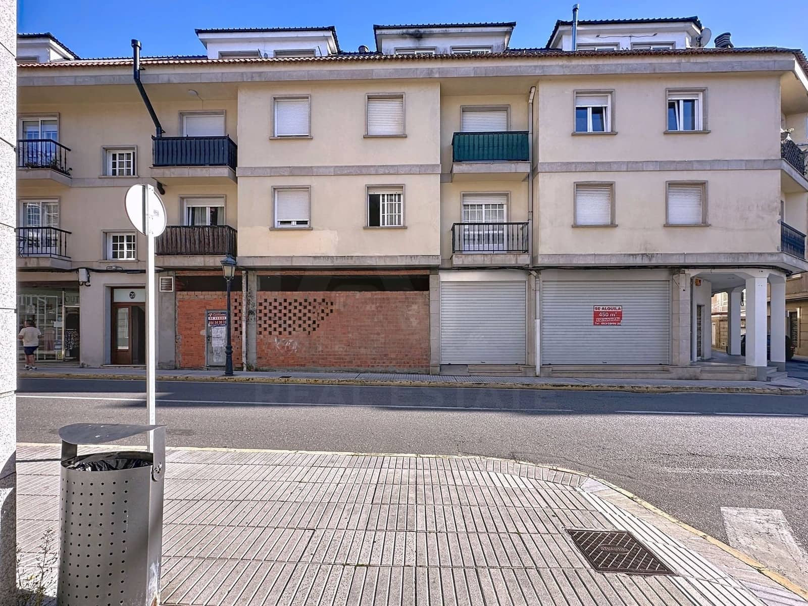 Commercieel te koop in Pontevedra stad - € 119.000 (Ref: 9987567)